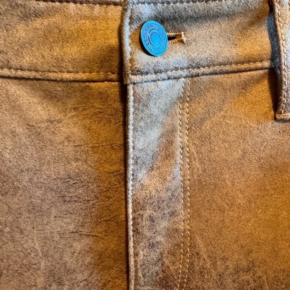 Chico’s Faux Leather Brown Pants Sz 0.5 (6R) - Picture 6 of 10